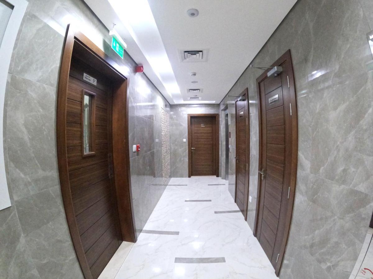 Karama Star Residence Dubái Exterior foto